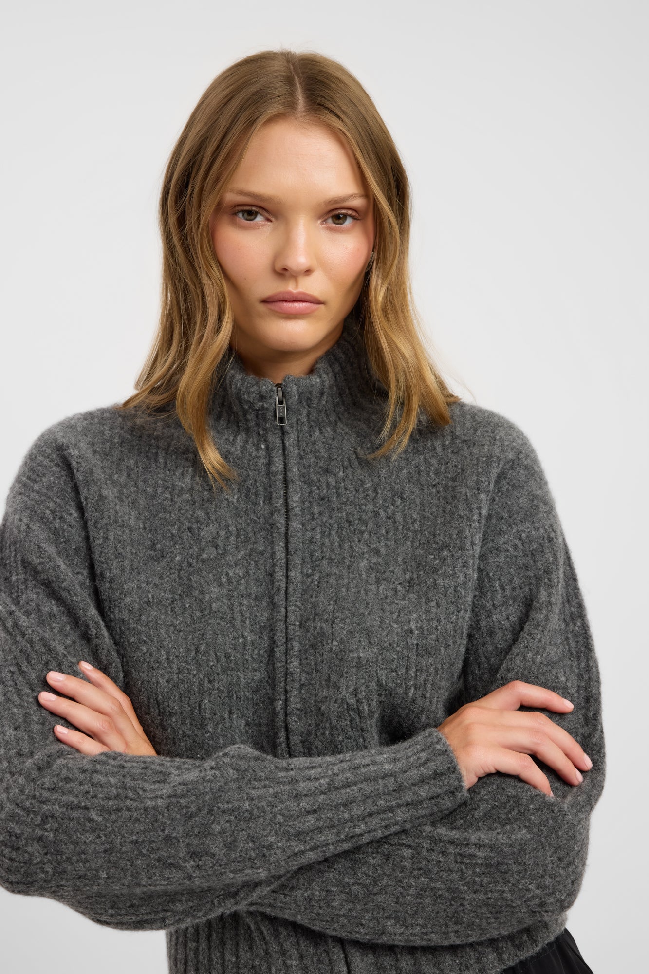 Irina Zip Cardigan - Image 3